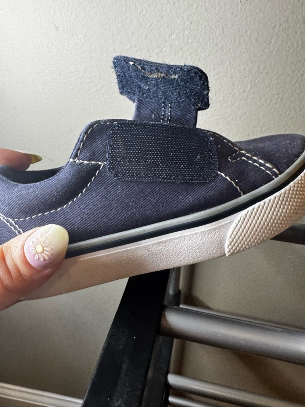 EUC Keds Kids Navy Canvas Sneakers with White Soles Toddler Size 8 - Picture 9 of 9
